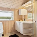 בית נופש Cozy Near With Fenced Garden Rødby